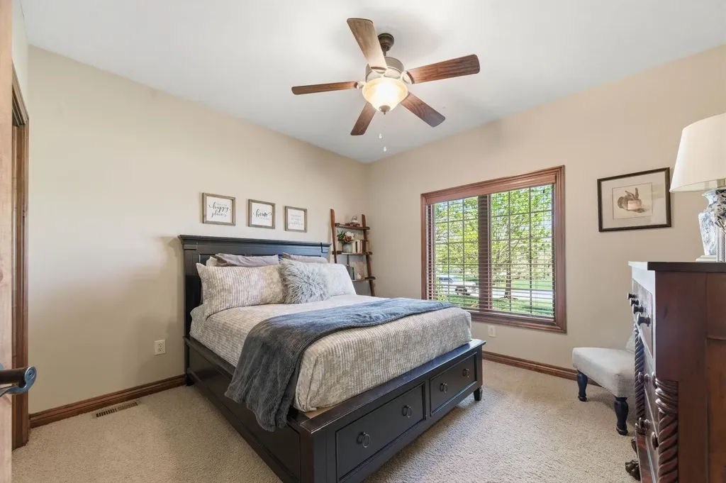 1809 N Glen Wood Circle Wichita KS 67230