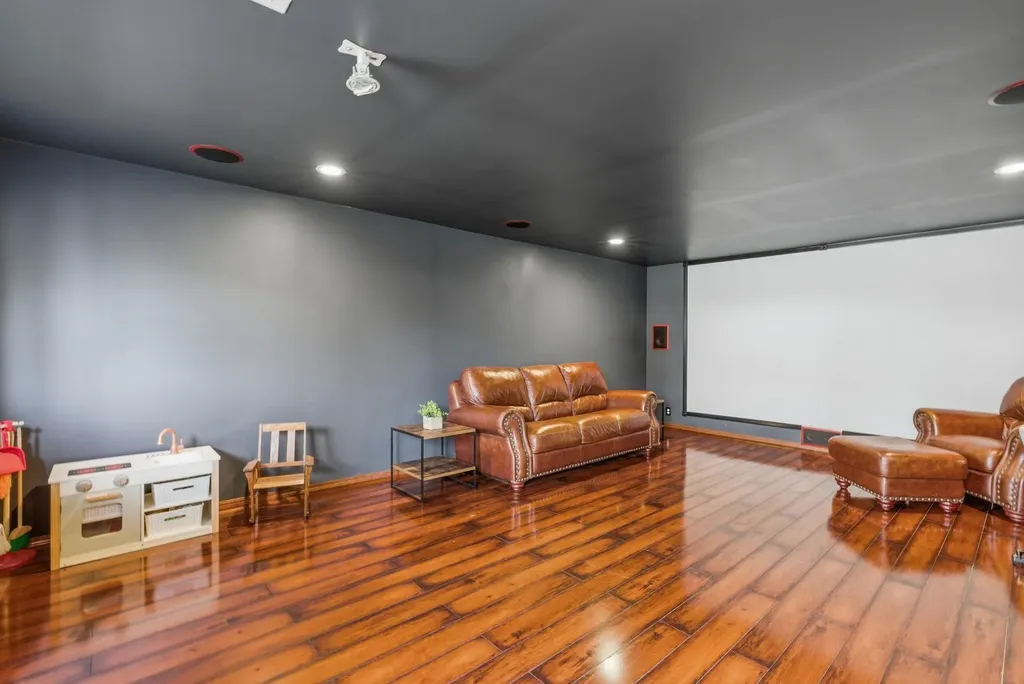 4413 E Falcon Street Wichita KS 67220