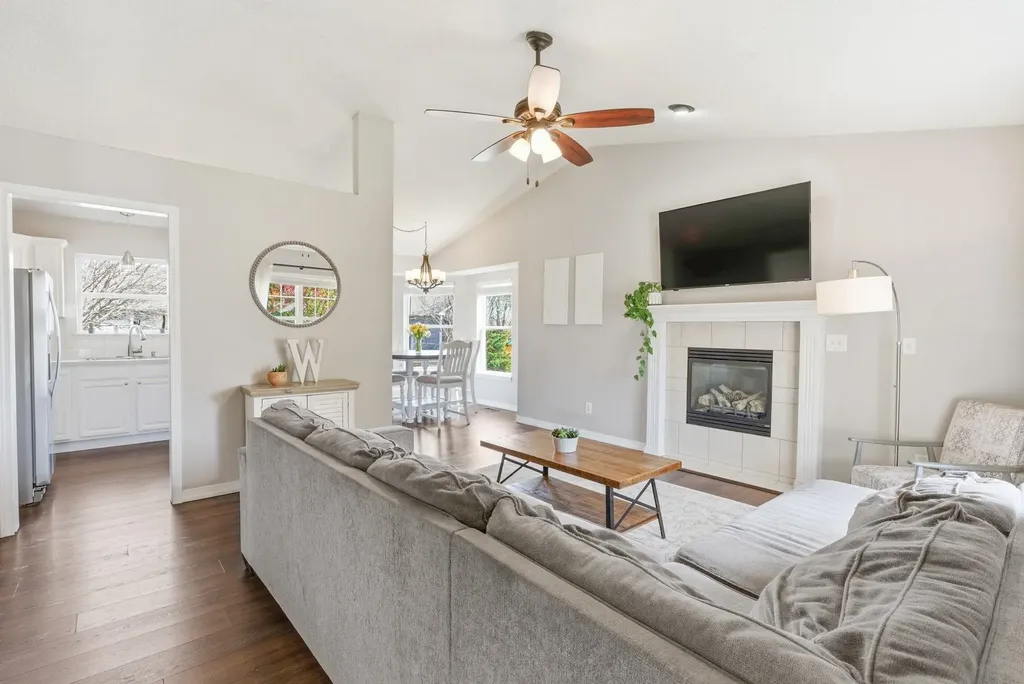 4413 E Falcon Street Wichita KS 67220