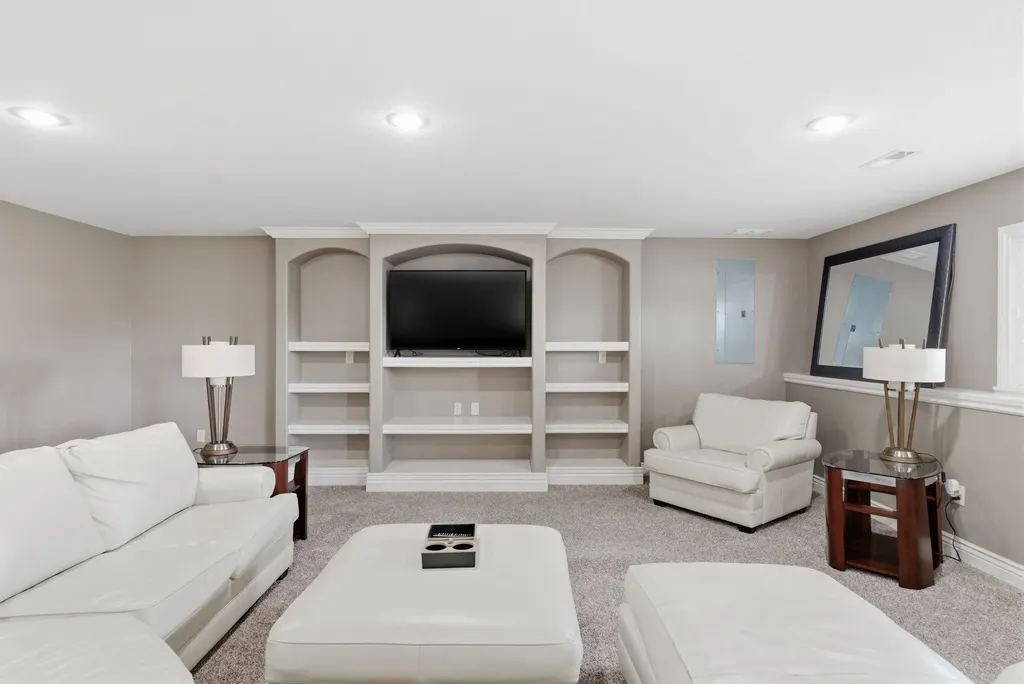 1406 S Alden Wichita KS 67230