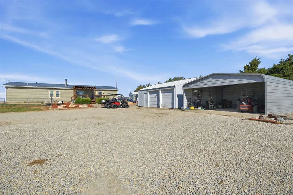 12026 N 39th Street W Sedgwick KS 67135