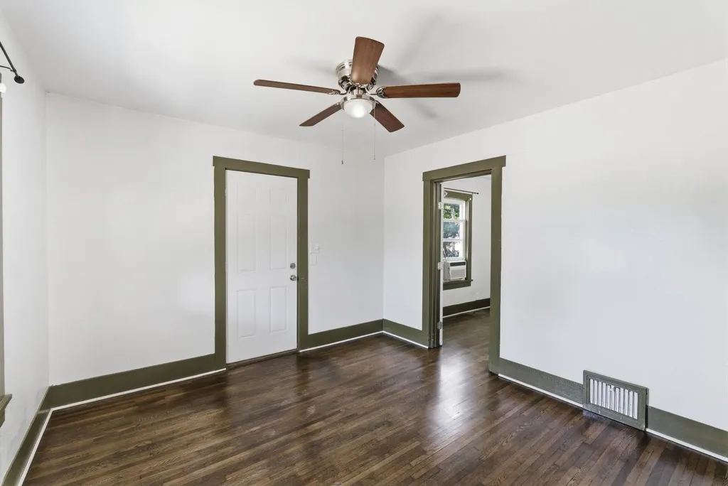 1204 N Oliver Avenue Wichita KS 67208