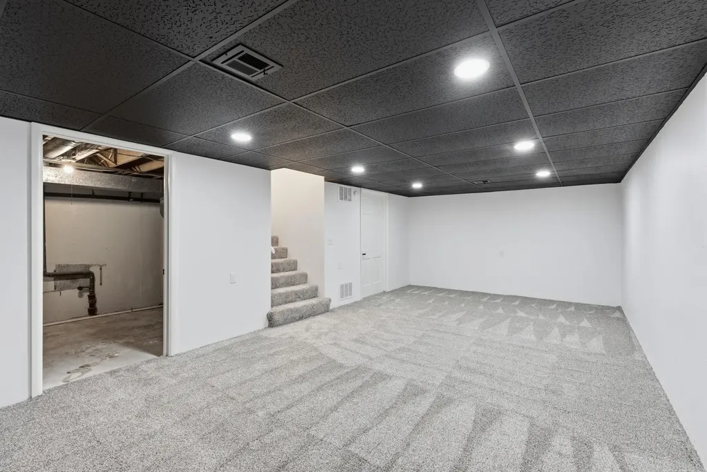 251 N Post Oak Road Wichita KS 67206