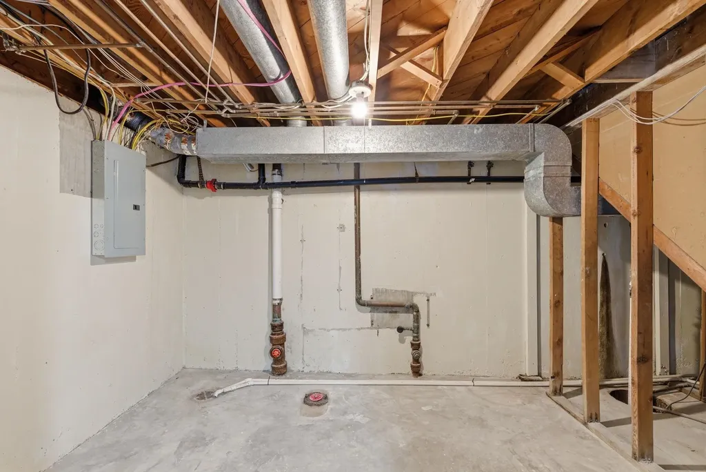 251 N Post Oak Road Wichita KS 67206