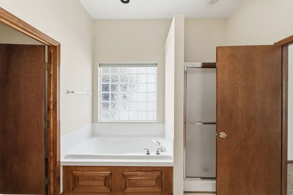 12740 E Bradford Circle Wichita KS 67206