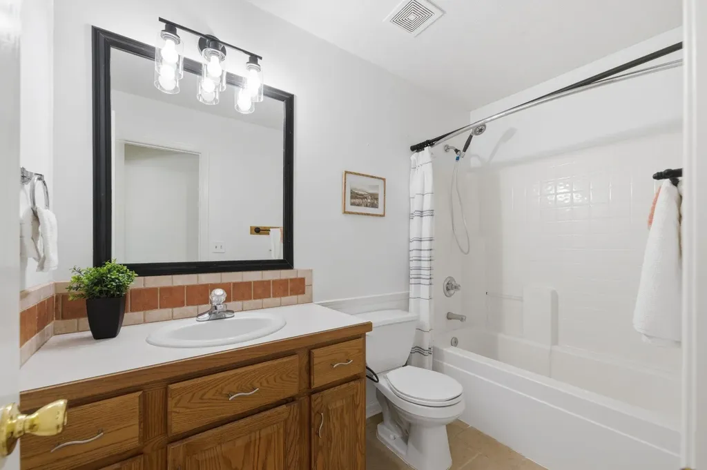11236 E Killarney Circle Wichita KS 67206