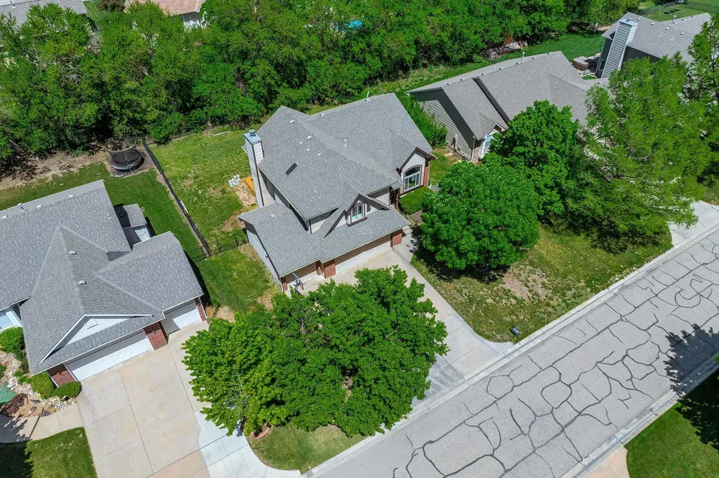 11236 E Killarney Circle Wichita KS 67206