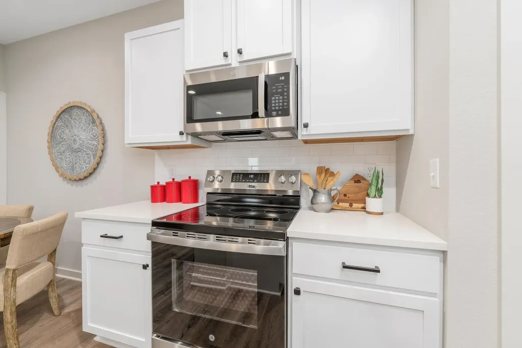 2873 S Cedar Crest Court Wichita KS 67215