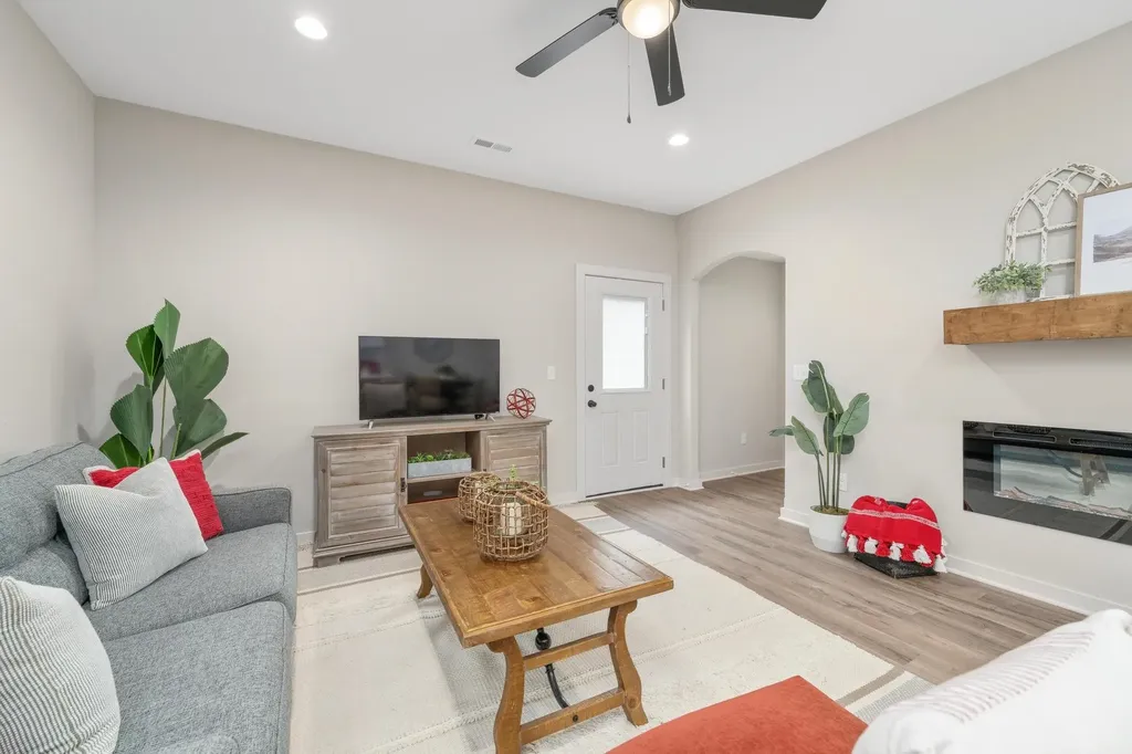 2873 S Cedar Crest Court Wichita KS 67215