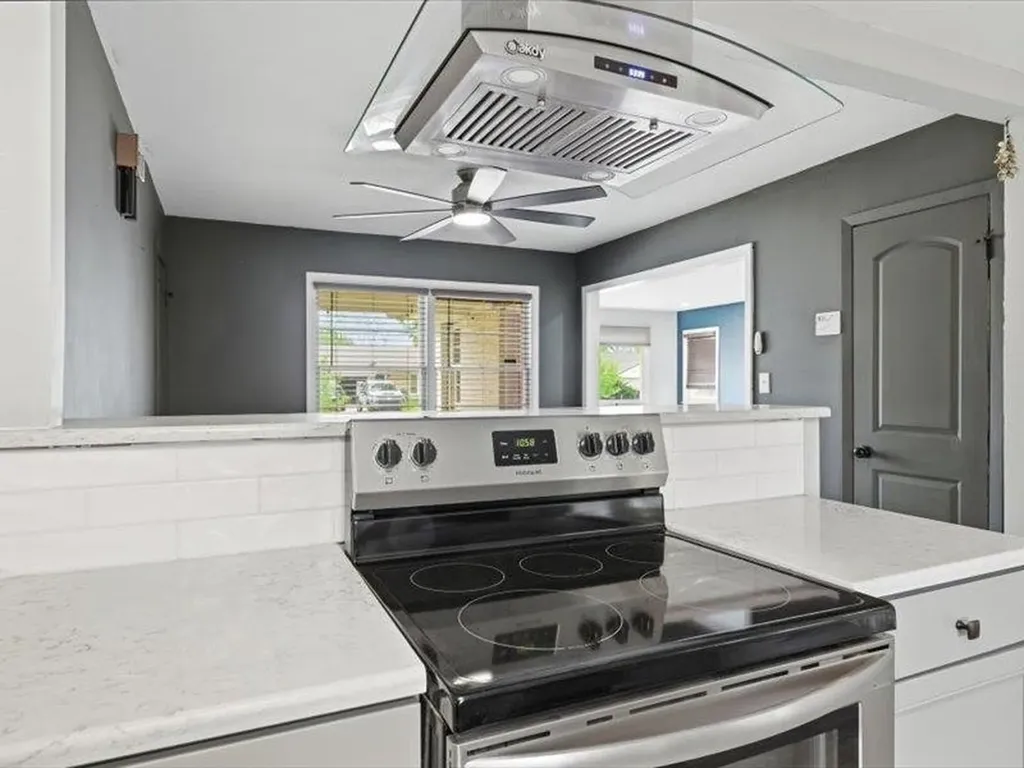 1647 N Clarence Wichita KS 67203