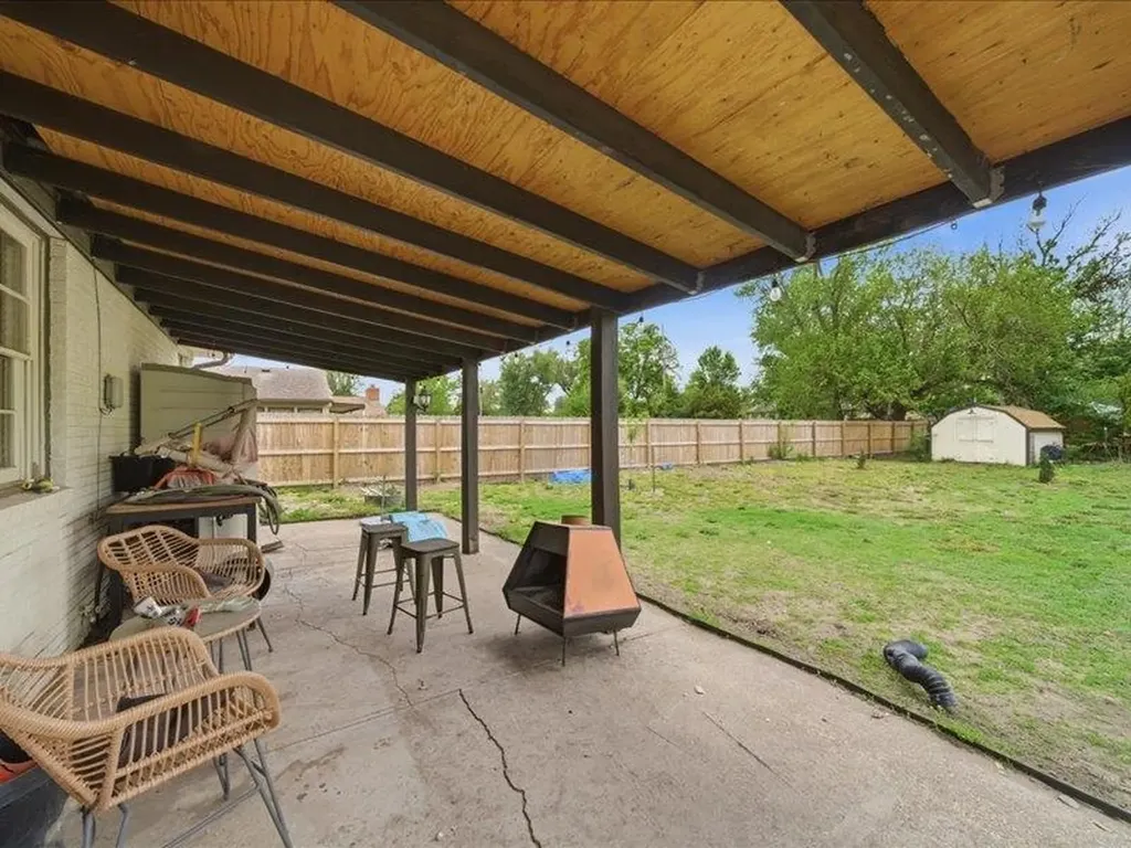 1647 N Clarence Wichita KS 67203