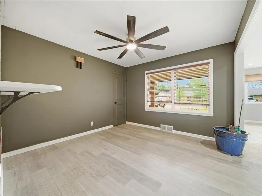 1647 N Clarence Wichita KS 67203