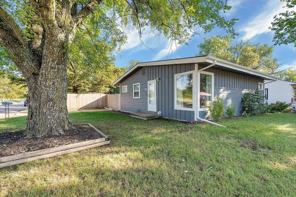 760 S Baltimore Avenue Derby KS 67037-1254