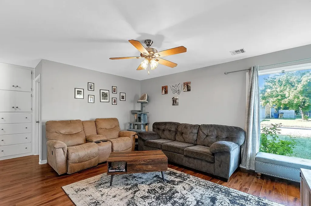 760 S Baltimore Avenue Derby KS 67037-1254