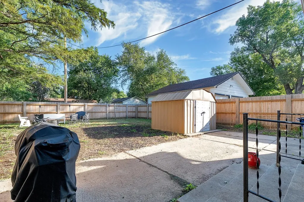 760 S Baltimore Avenue Derby KS 67037-1254