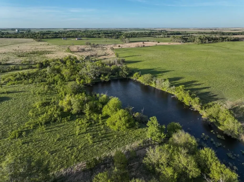 000 S Broadacres Road Pretty Prairie KS 67570