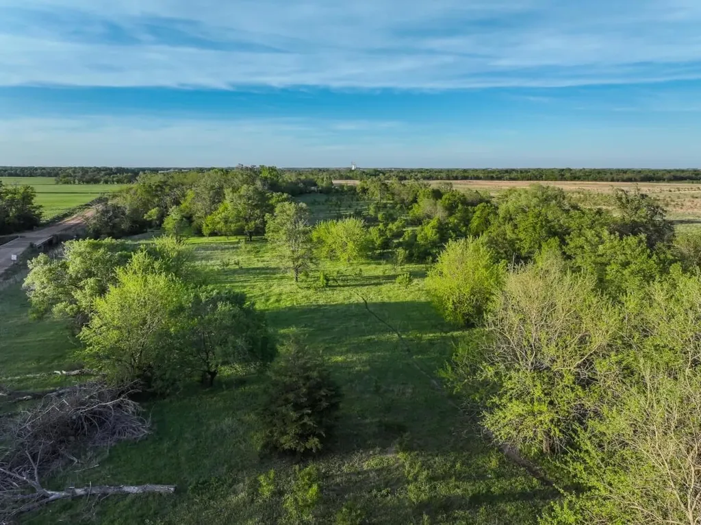 000 S Broadacres Road Pretty Prairie KS 67570