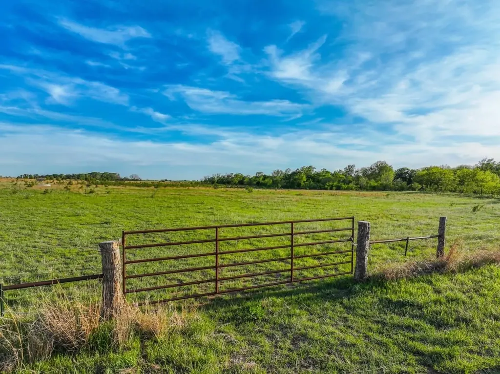 000 S Broadacres Road Pretty Prairie KS 67570