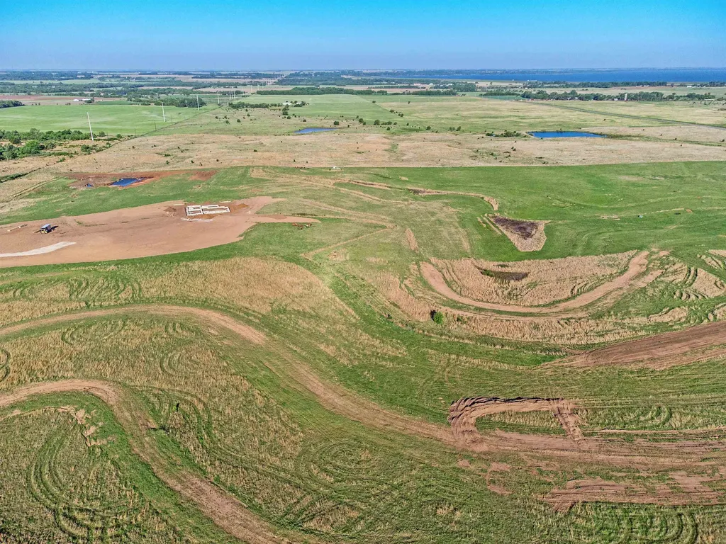 Lot 5 359th Court Cheney KS 67025