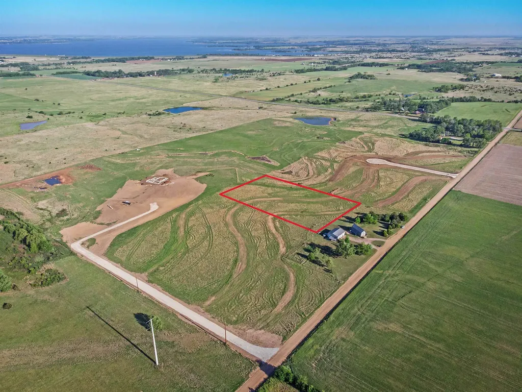 Lot 5 359th Court Cheney KS 67025