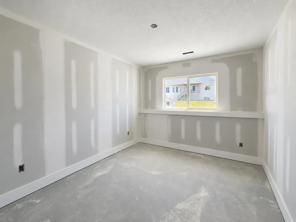 5915 N St Paul Court Wichita KS 67204