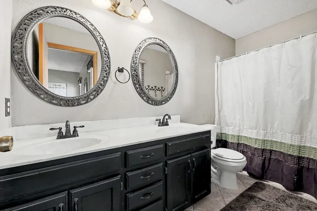 11614 W Delano Court Wichita KS 67212