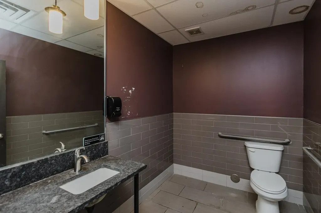 1001 W Douglas Avenue Wichita KS 67213