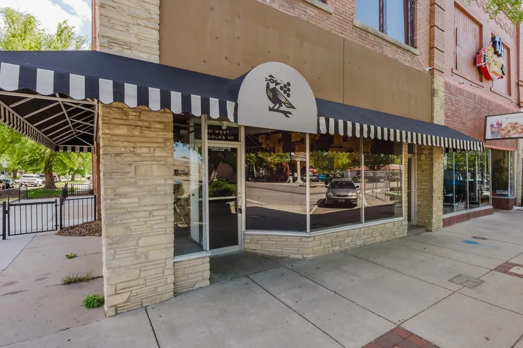 1001 W Douglas Avenue Wichita KS 67213