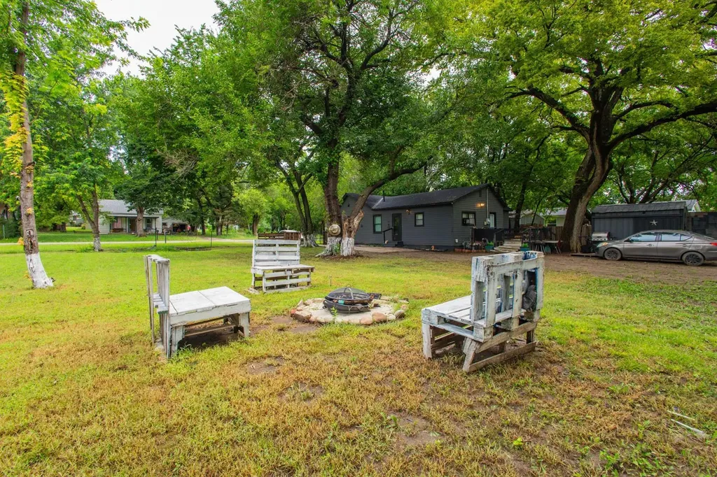 912 W Lincoln Avenue Wellington KS 67152-3335