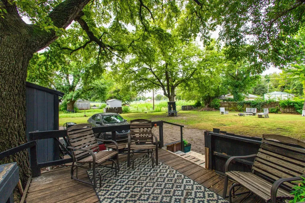 912 W Lincoln Avenue Wellington KS 67152-3335