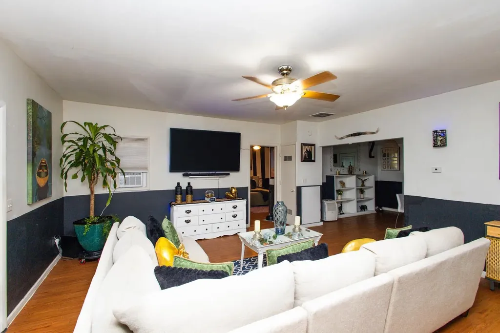 912 W Lincoln Avenue Wellington KS 67152-3335