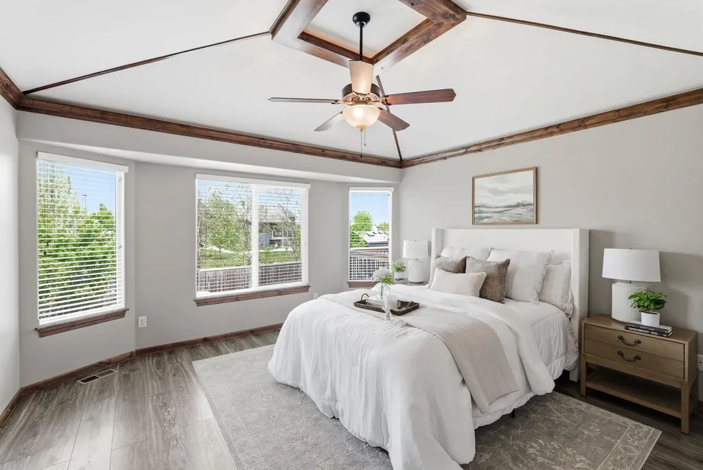 2739 N Woodridge Court Wichita KS 67226