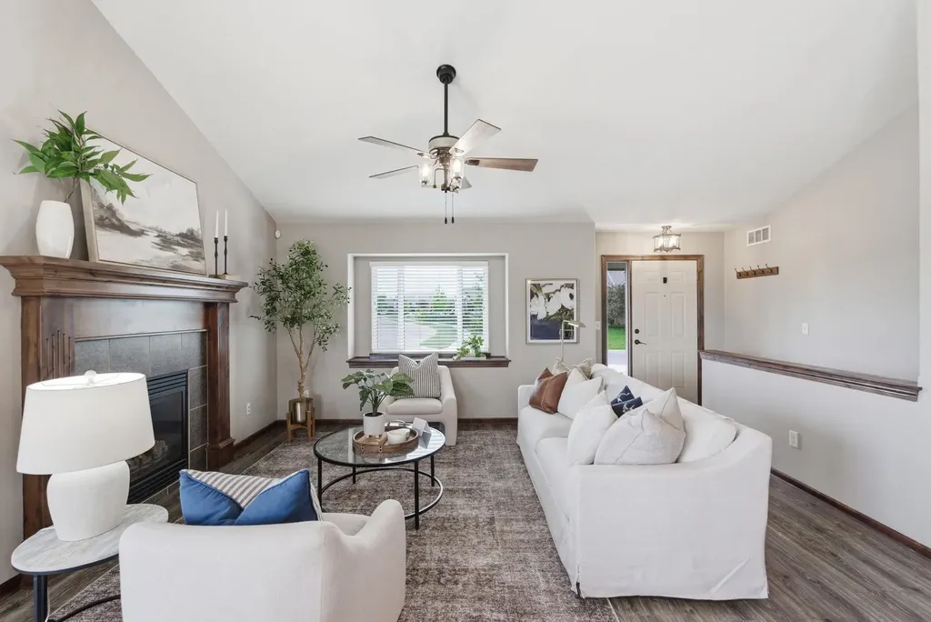 2739 N Woodridge Court Wichita KS 67226
