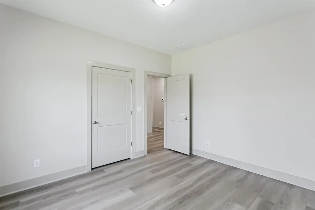 8992 E Forbes Circle Bel Aire KS 67226