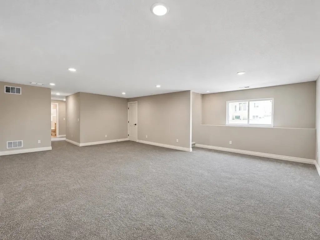 5881 N St Paul Court Wichita KS 67204