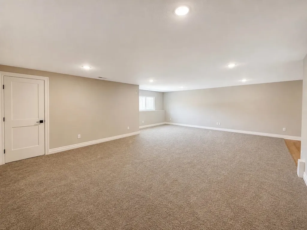 5881 N St Paul Court Wichita KS 67204