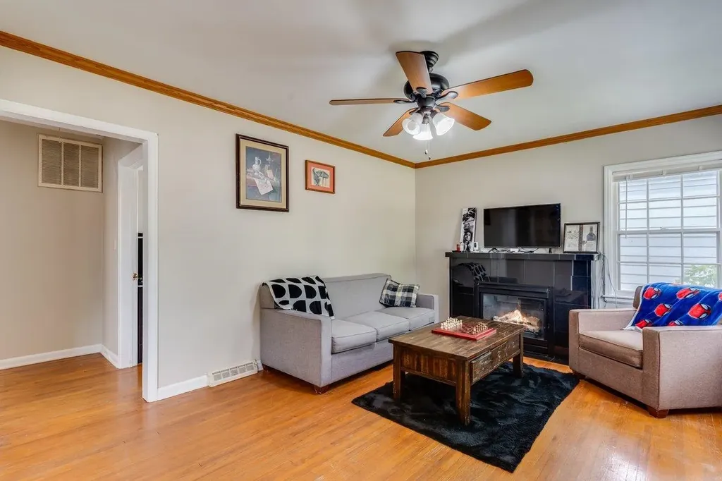 611 S Pershing Wichita KS 67218