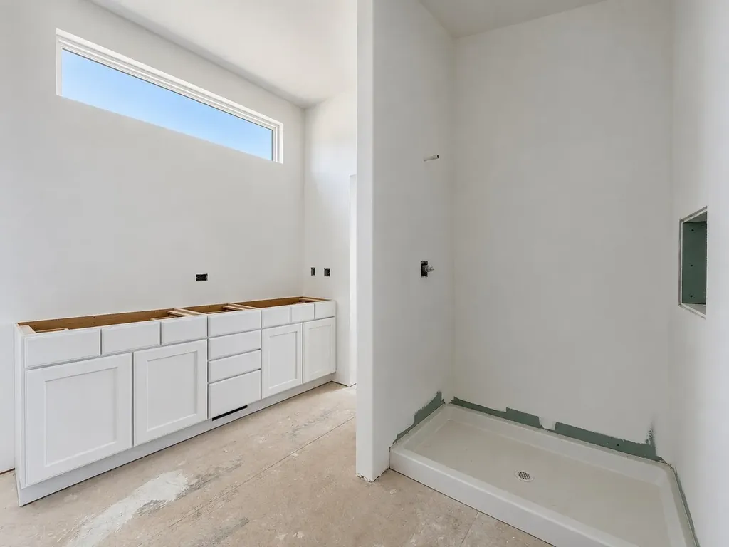 5865 N St Paul Court Wichita KS 67204