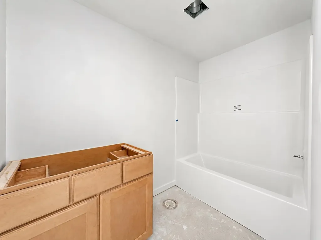 5865 N St Paul Court Wichita KS 67204