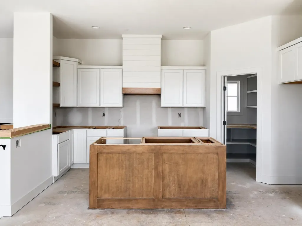 5865 N St Paul Court Wichita KS 67204