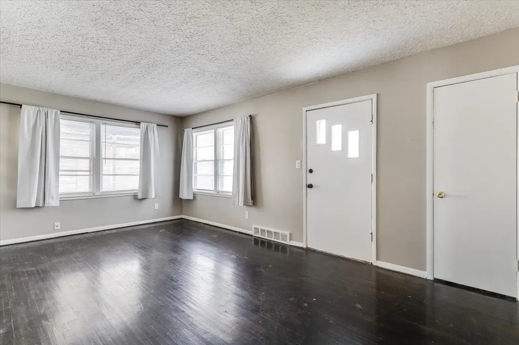 4551 S Walnut Avenue Wichita KS 67217