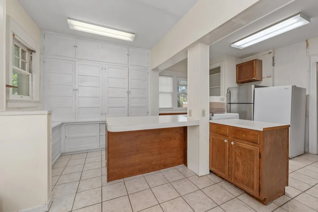 225 N B Street Arkansas City KS 67005