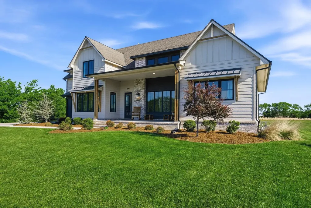 200 Cedar Ranch Court Derby KS 67037