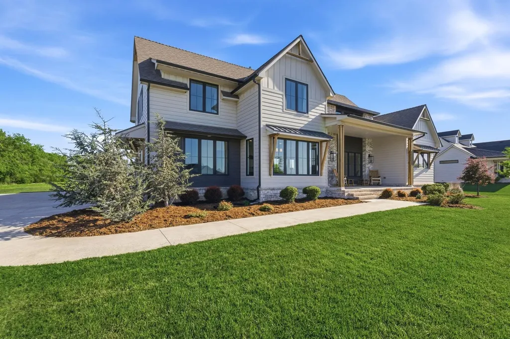 200 Cedar Ranch Court Derby KS 67037