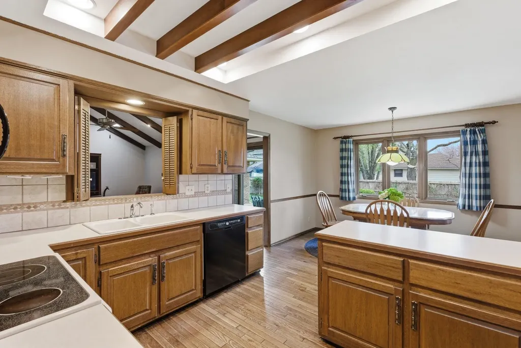 6903 E 14th Wichita KS 67206