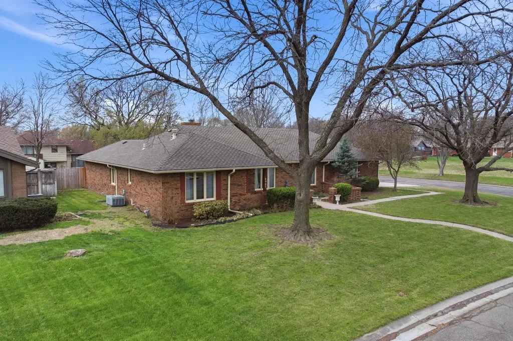 6903 E 14th Wichita KS 67206