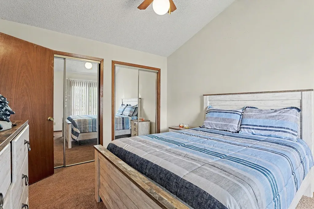 6725 W Shade Wichita KS 67212