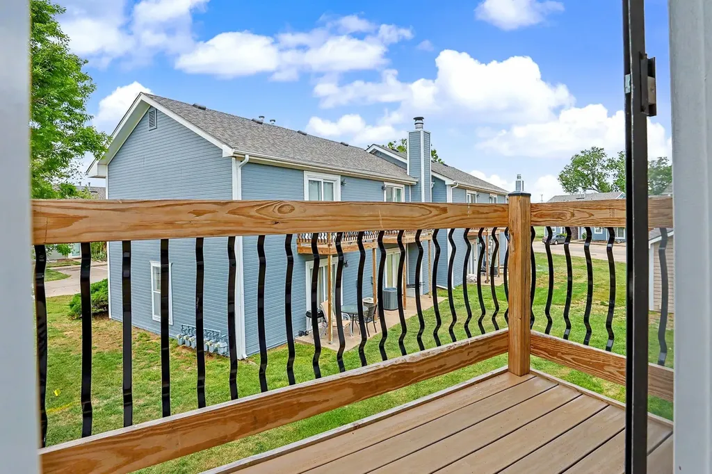 6725 W Shade Wichita KS 67212