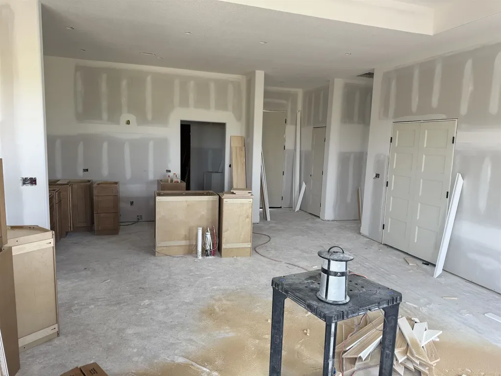 870 N Main Goddard KS 67052