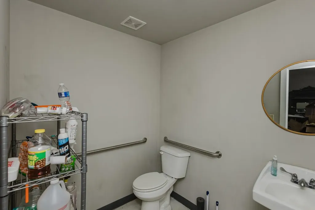 1115 W Douglas Wichita KS 67213